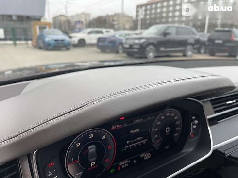 Audi A8 2018 - фото 28