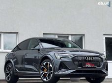 Продаж вживаних Audi Q4 Sportback e-tron 2021 року - купити на Автобазарі