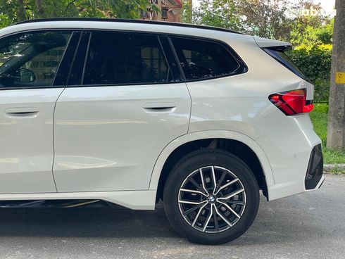BMW X1 2023 белый - фото 5