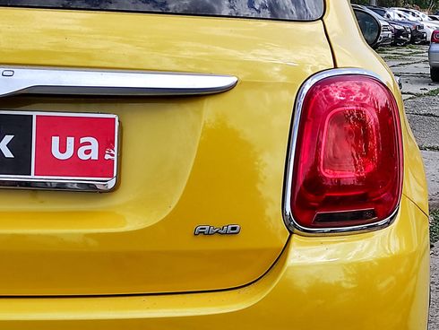 Fiat 500X 2015 желтый - фото 18