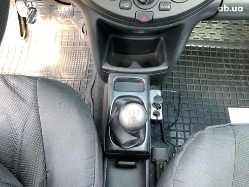 Nissan Note 2006 синий - фото 31