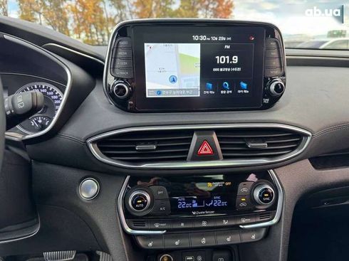 Hyundai Santa Fe 2019 - фото 18