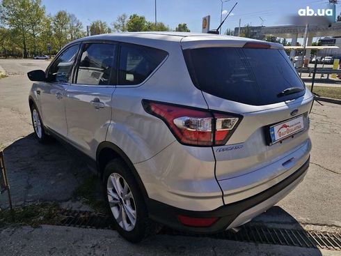 Ford Escape 2017 - фото 4