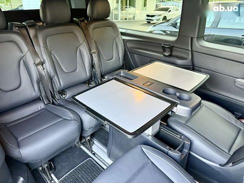 Mercedes-Benz V-Класс 2016 - фото 29
