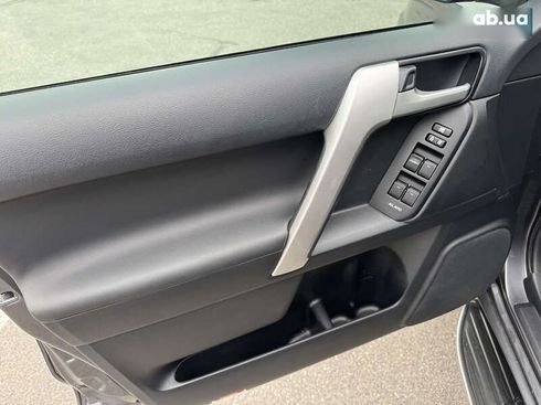 Toyota Land Cruiser Prado 2020 - фото 14