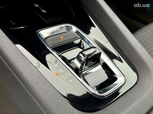 Skoda Octavia 2021 - фото 30