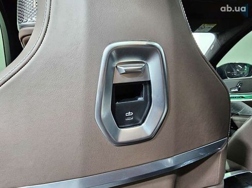 BMW i7 2024 - фото 18