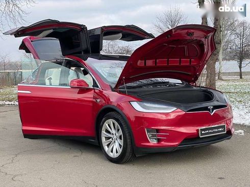 Tesla Model X 2019 - фото 27