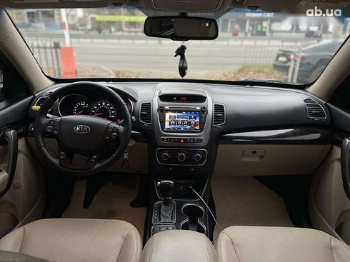 Kia Sorento 2013 - фото 16