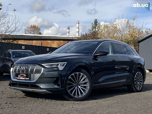 Audi E-Tron 2022 - фото 4
