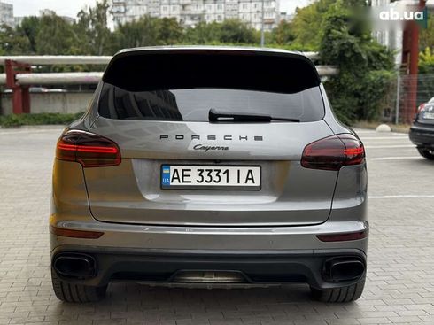Porsche Cayenne 2015 - фото 17