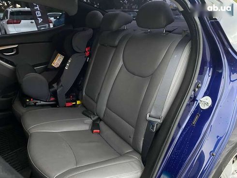 Hyundai Elantra 2011 - фото 28