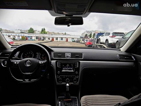 Volkswagen Passat 2016 - фото 14