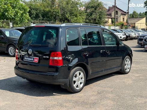 Volkswagen Touran 2003 черный - фото 5