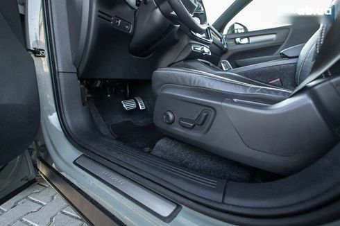 Volvo XC40 2021 - фото 26