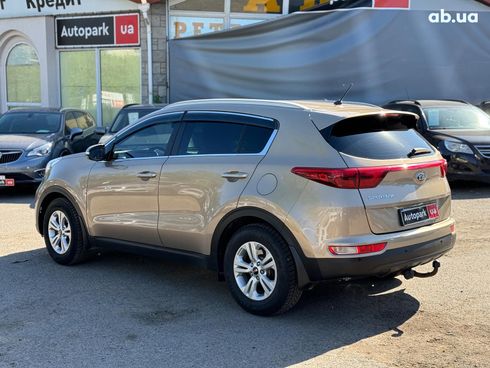 Kia Sportage 2016 бежевый - фото 7