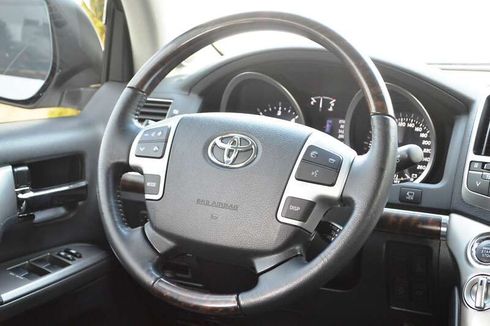 Toyota Land Cruiser 2014 - фото 29