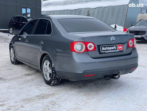 Volkswagen Jetta 2008 серый - фото 13