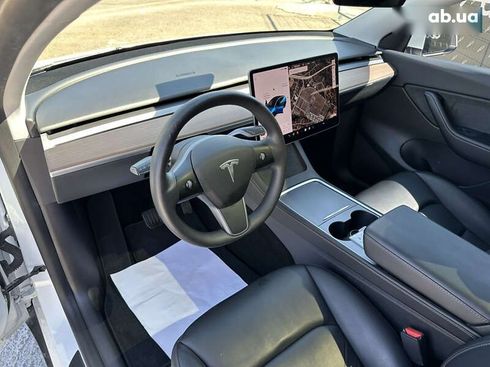 Tesla Model Y 2021 - фото 10