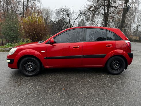 Kia Rio 2008 красный - фото 37