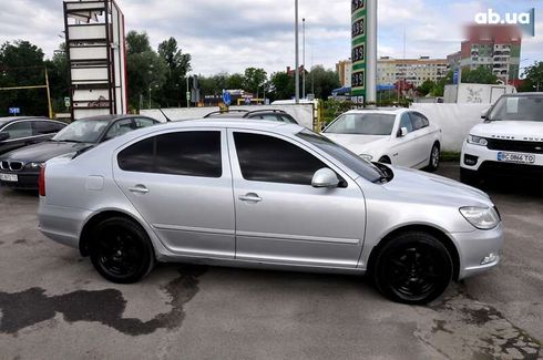 Skoda Octavia 2011 - фото 5