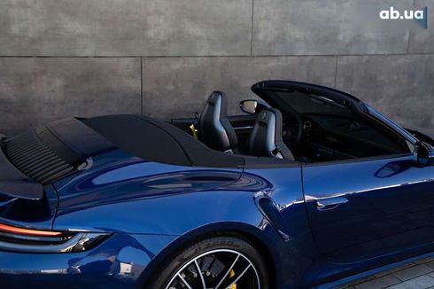 Porsche 911 2023 - фото 10