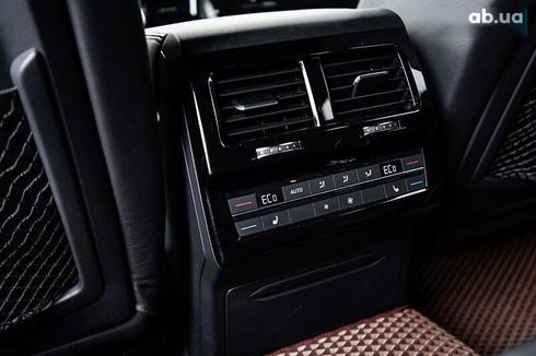 Volkswagen Touareg 2019 - фото 29
