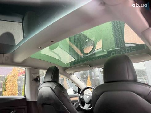 Tesla Model 3 2021 - фото 18