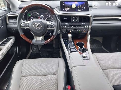 Lexus RX 2018 - фото 15