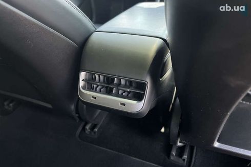 Tesla Model 3 2020 - фото 13