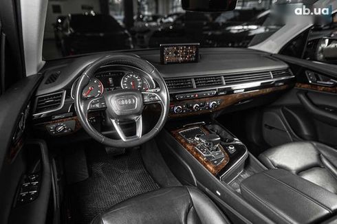 Audi Q7 2018 - фото 29