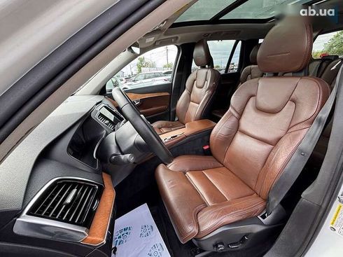Volvo XC90 2018 - фото 18