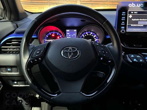 Toyota C-HR 2019 - фото 26