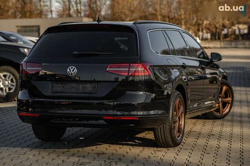 Volkswagen Passat 2018 - фото 16