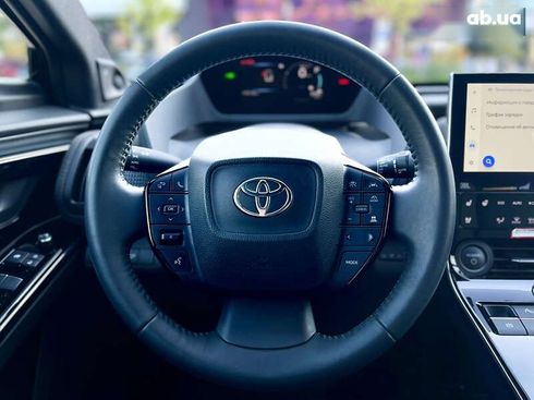 Toyota bZ 2023 - фото 27
