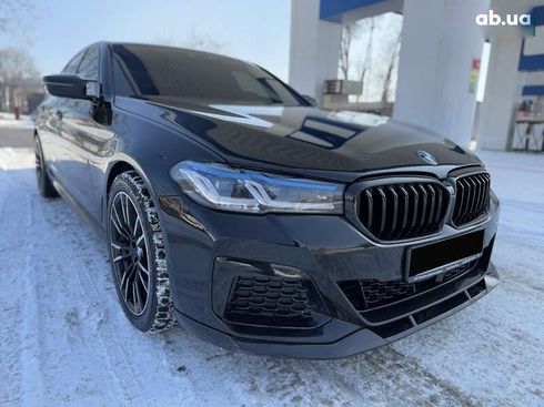 BMW 5 серия 2019 - фото 8