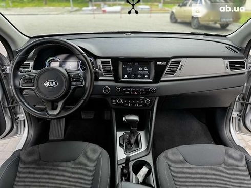 Kia Niro 2018 - фото 17