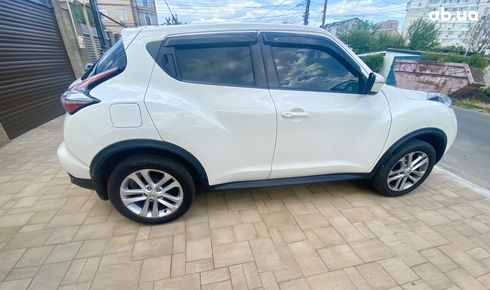 Nissan Juke 2016 белый - фото 2