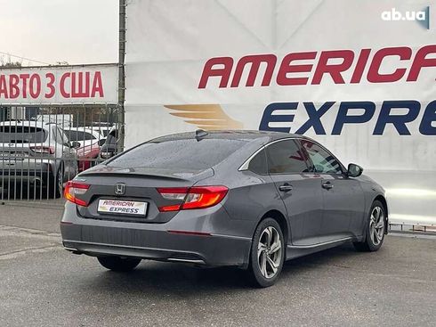 Honda Accord 2017 - фото 11