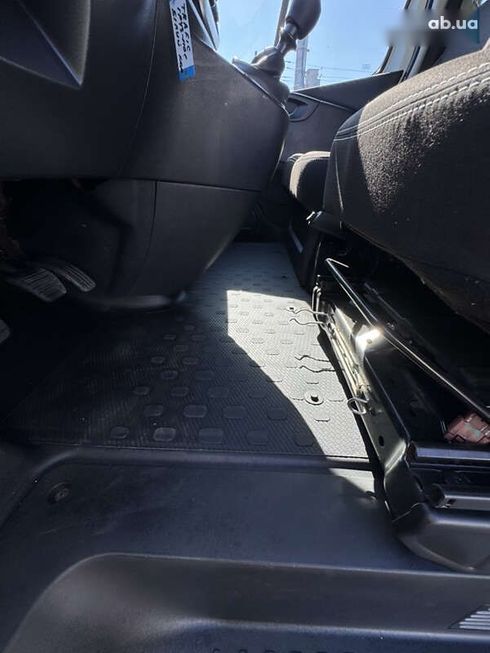 Renault Trafic 2018 - фото 18