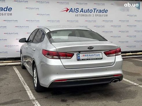 Kia K5 2017 - фото 7