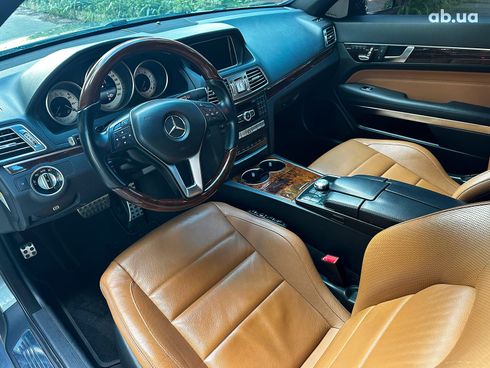 Mercedes-Benz E-Класс 2013 серый - фото 13
