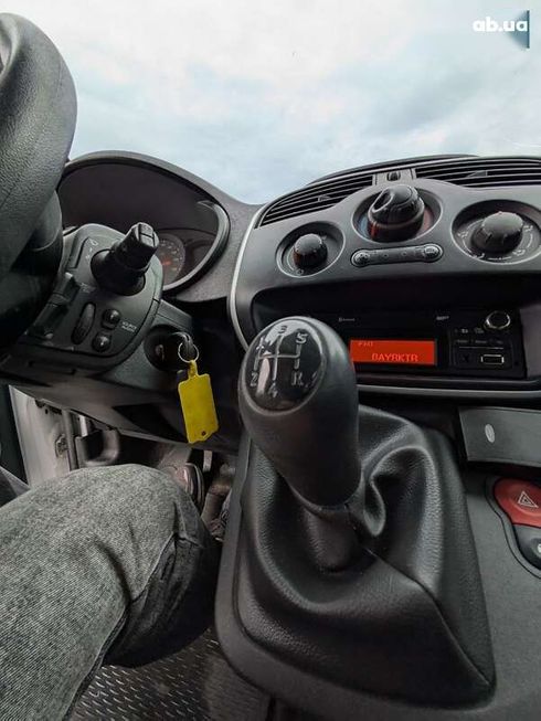 Renault Kangoo 2015 - фото 20
