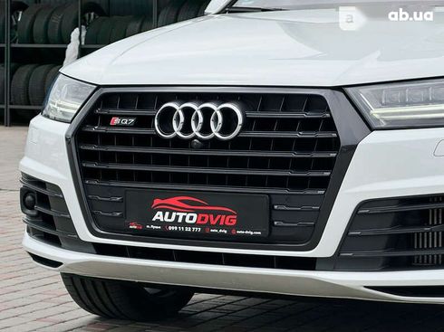 Audi SQ7 2016 - фото 20