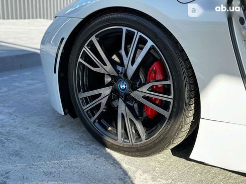 BMW i8 2015 - фото 14