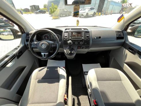 Volkswagen Transporter 2014 коричневый - фото 28