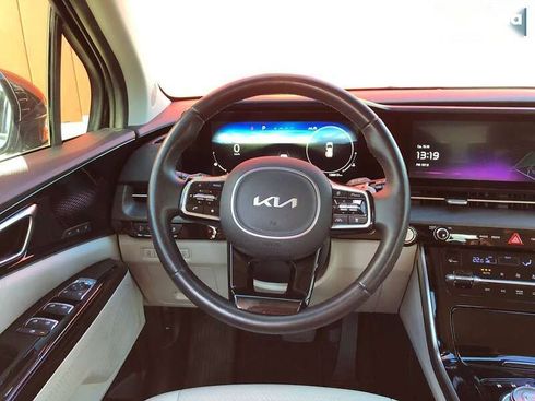 Kia Carnival 2021 - фото 16