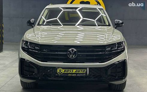 Volkswagen Touareg 2024 - фото 2