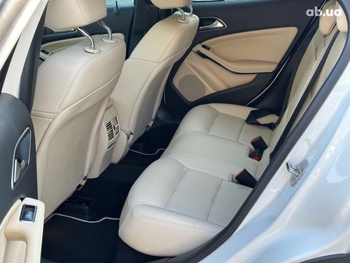 Mercedes-Benz GLA-Класс 2019 белый - фото 14