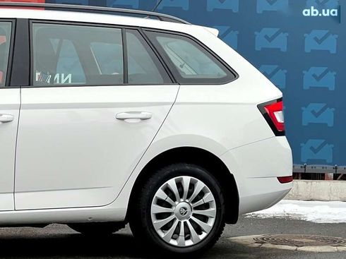 Skoda Fabia 2021 - фото 20